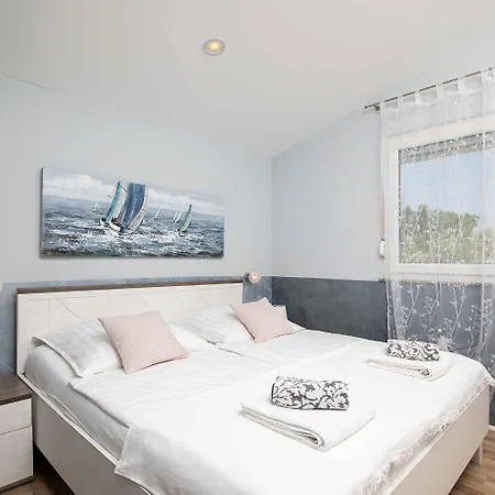 In - Istrien 50093 Holiday home *