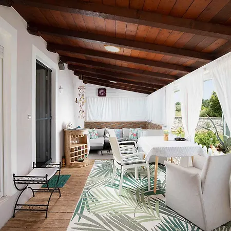 In - Istrien 50093 Holiday home Gajana