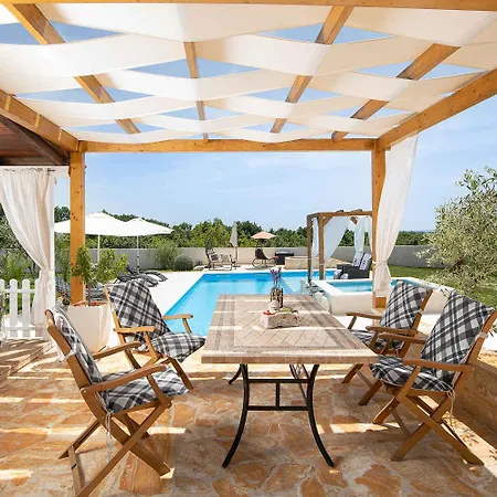 Holiday home In - Istrien 50093 Gajana